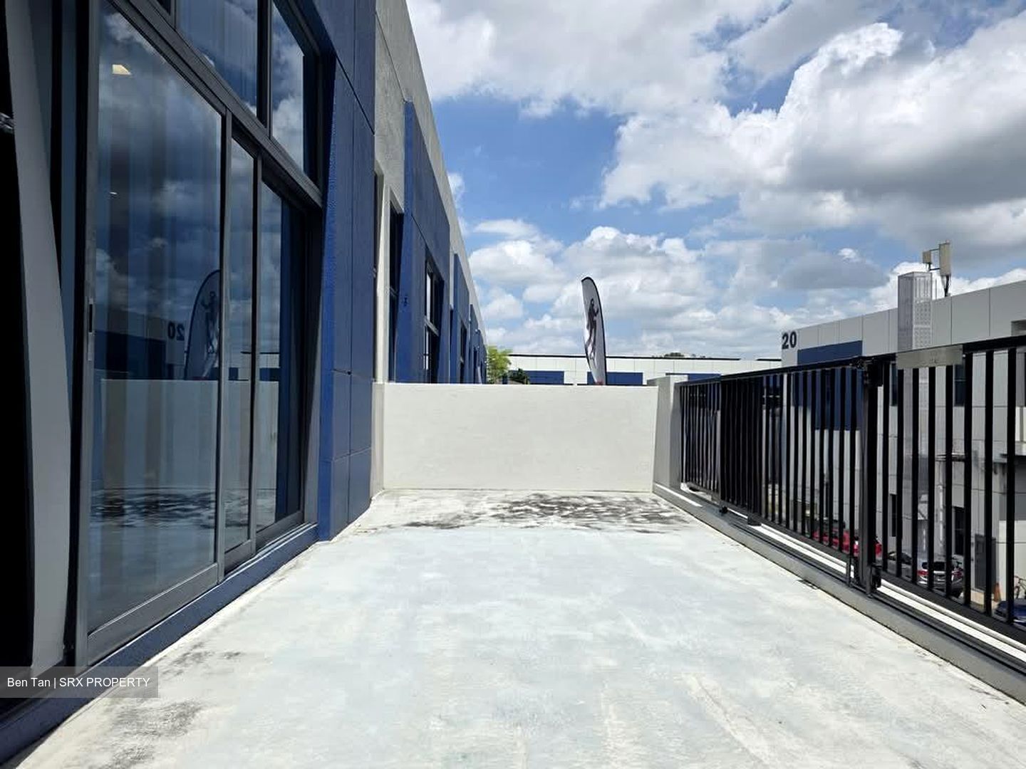 Tradehub 21 (D22), Factory #534371671